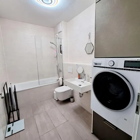 Prisma Pasing Octoberfest Apartment *